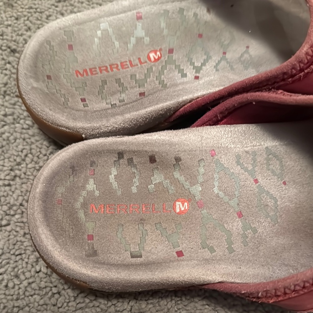Merrell Raspberry Slide Sandals - Picture 2 of 5